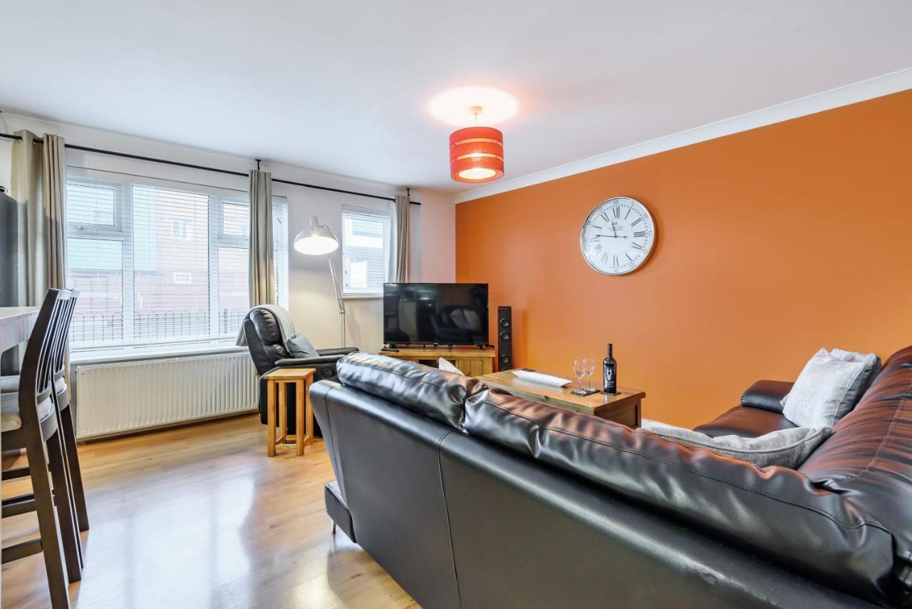 Stylish 2 Bedroom Apartment, Central Exeter, Parking On Site Eksteriør bilde